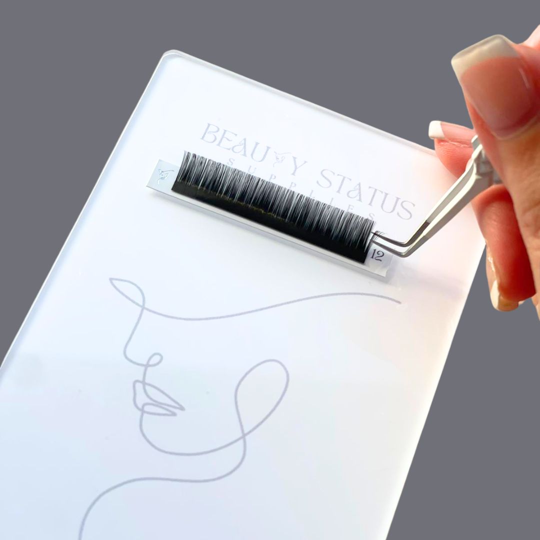 Lash Tile